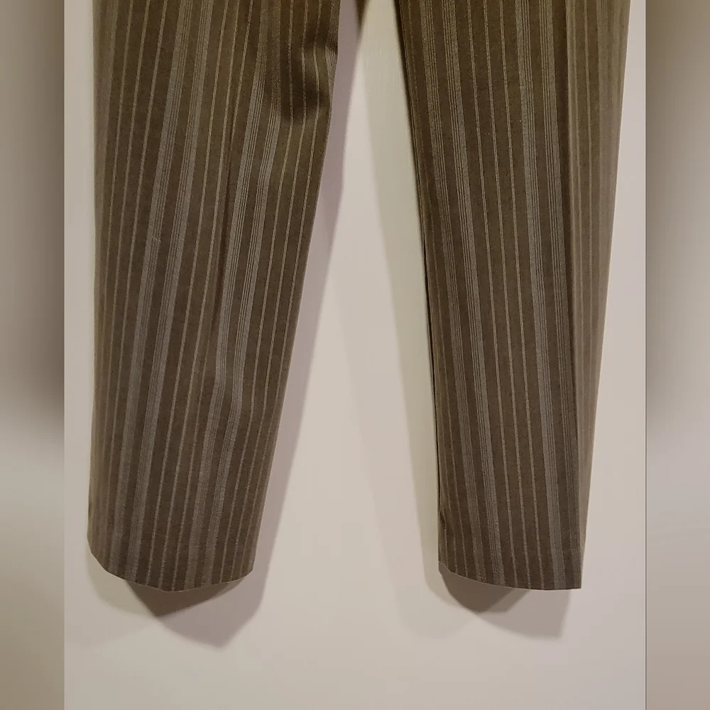 Speechless women's Brown pinstripe pants, slacks, trousers Sz 7